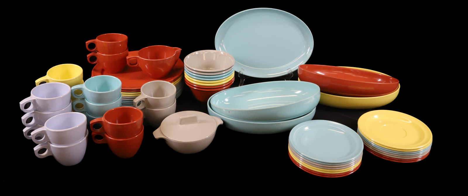 (61) PIECES MONTEREY MELMAC: INCLUDING: DINNER PLATES 9 3/4" D. , BOWLS, CUPS/SAUCERS, SUGAR BOWL/CREAMERS, SERVING BOWLS AND MORE. PLEASE READ CAREFULLY - Terms for Purchasing and Shipping of Auction Items. Please read carefully