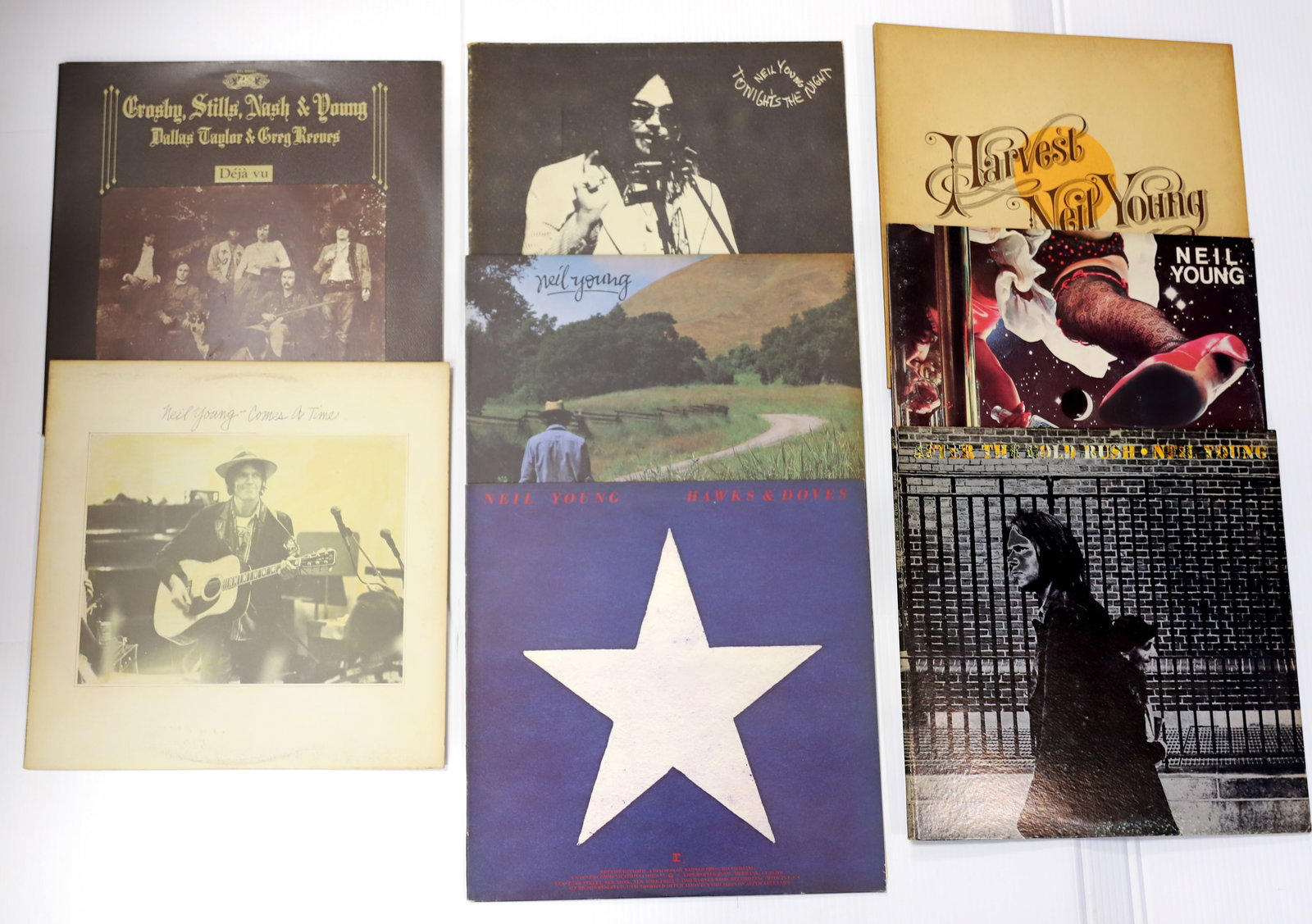 (8) VINTAGE NEIL YOUNG RECORD ALBUMS (1 of 4)