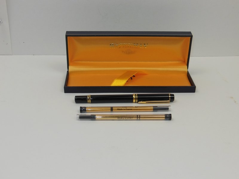Waterman Ideal Pen: Contemporary Original box w/ Waterman Ideal Pen with 2 refills.