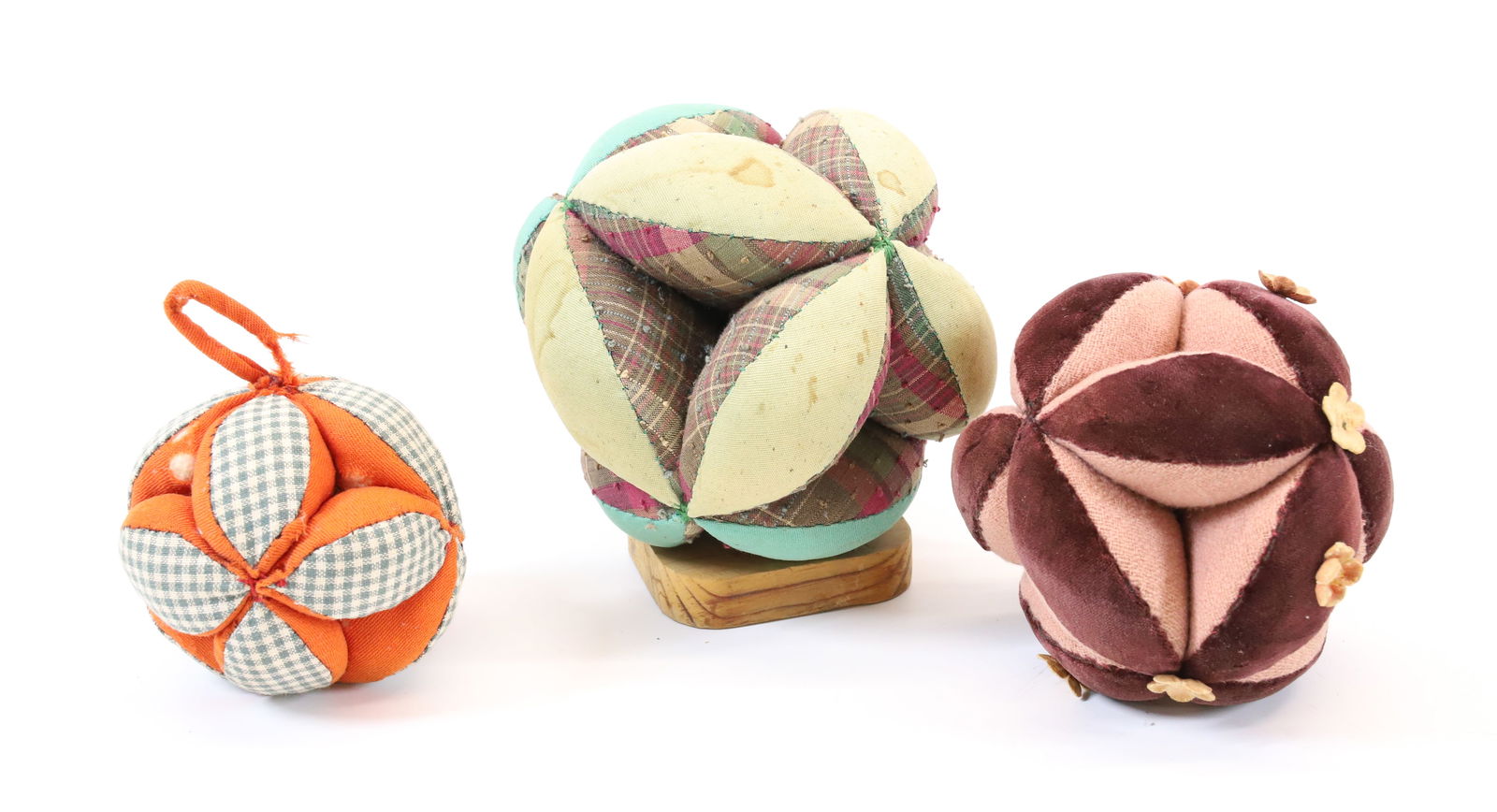 (3) PINCUSHION SEWING BALLS (1 of 4)