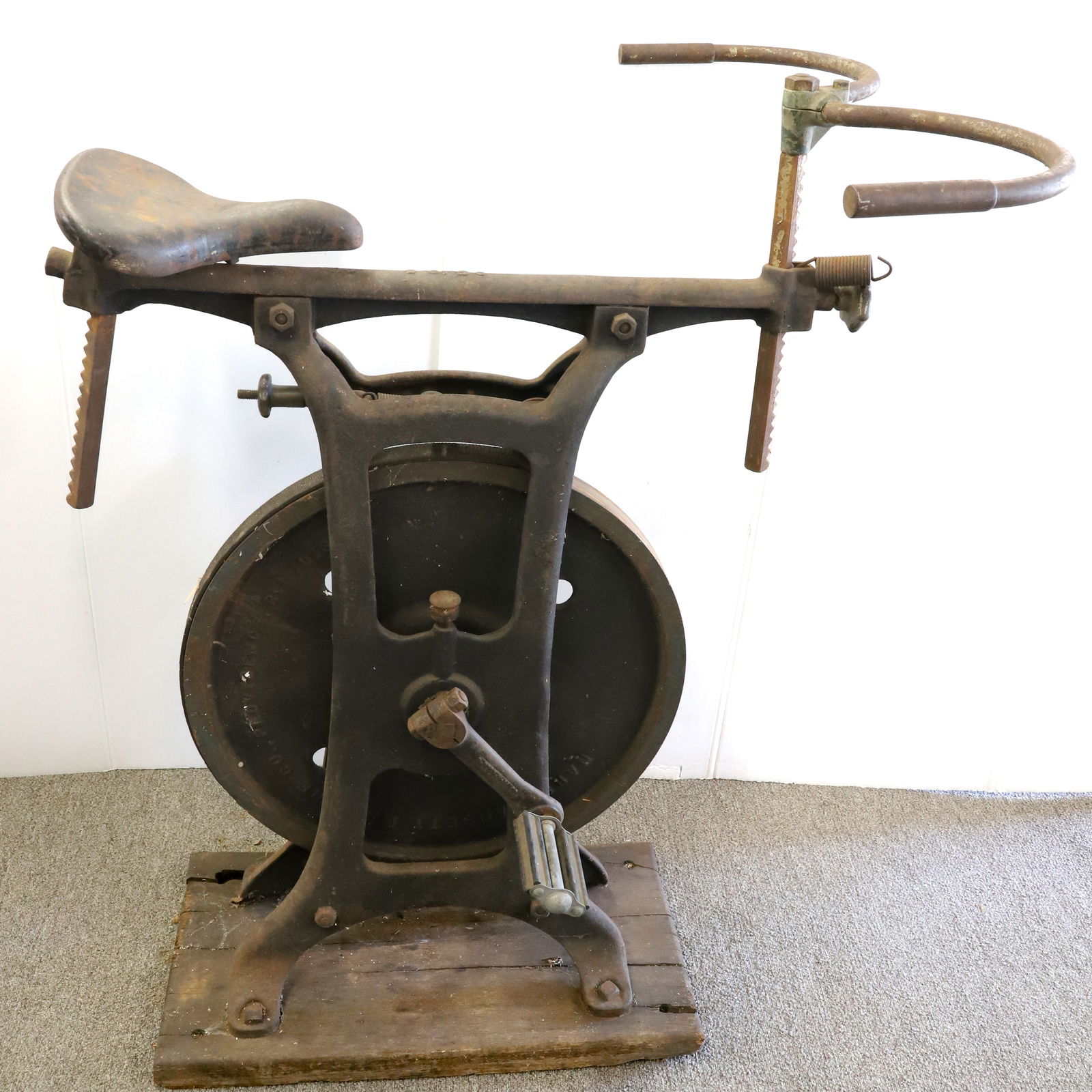 EARLY STATIONARY EXERCISE BIKE (1 of 4)