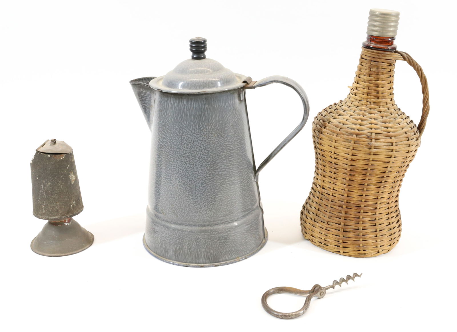 LOT OF COUNTRY SMALLS (1 of 3)