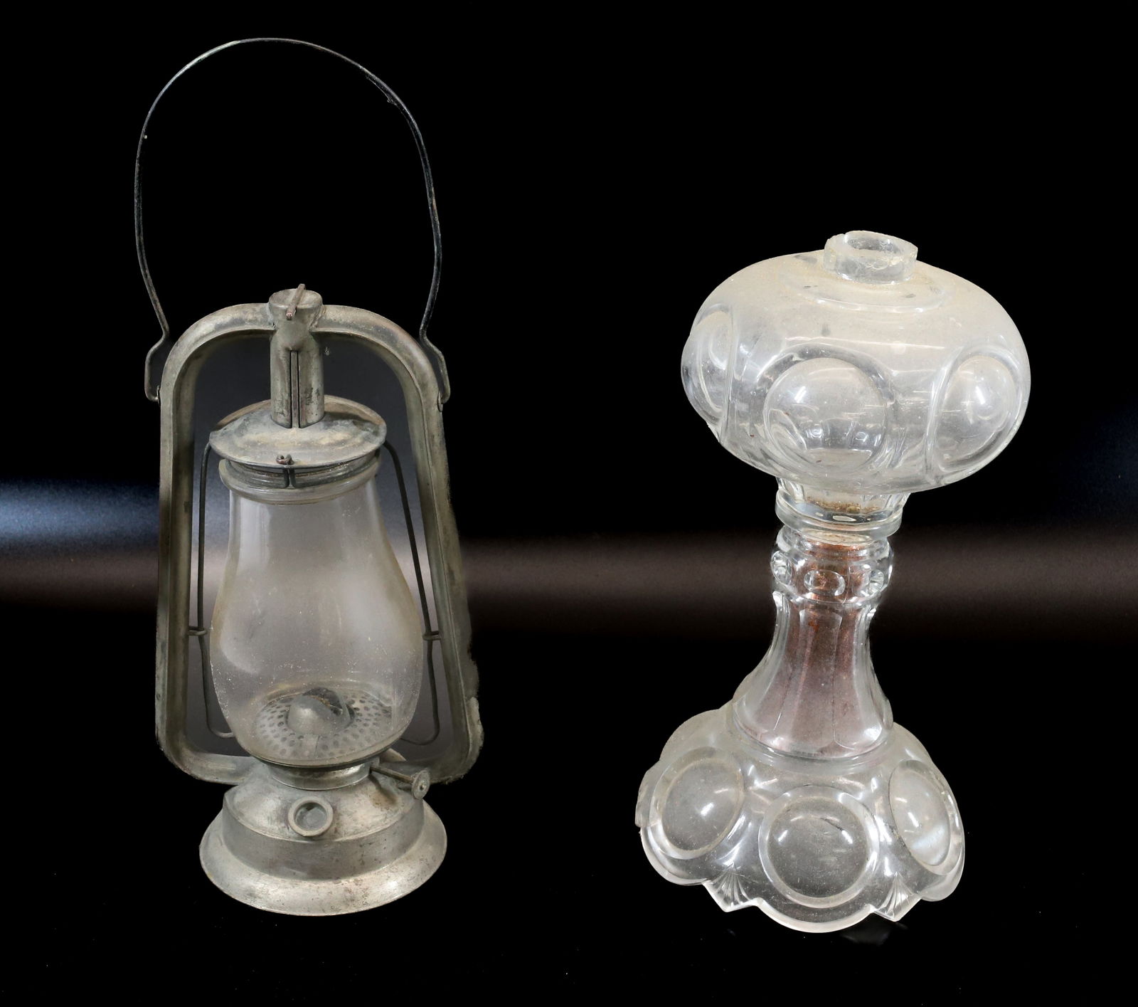KEROSENE LAMP AND LANTERN (1 of 3)