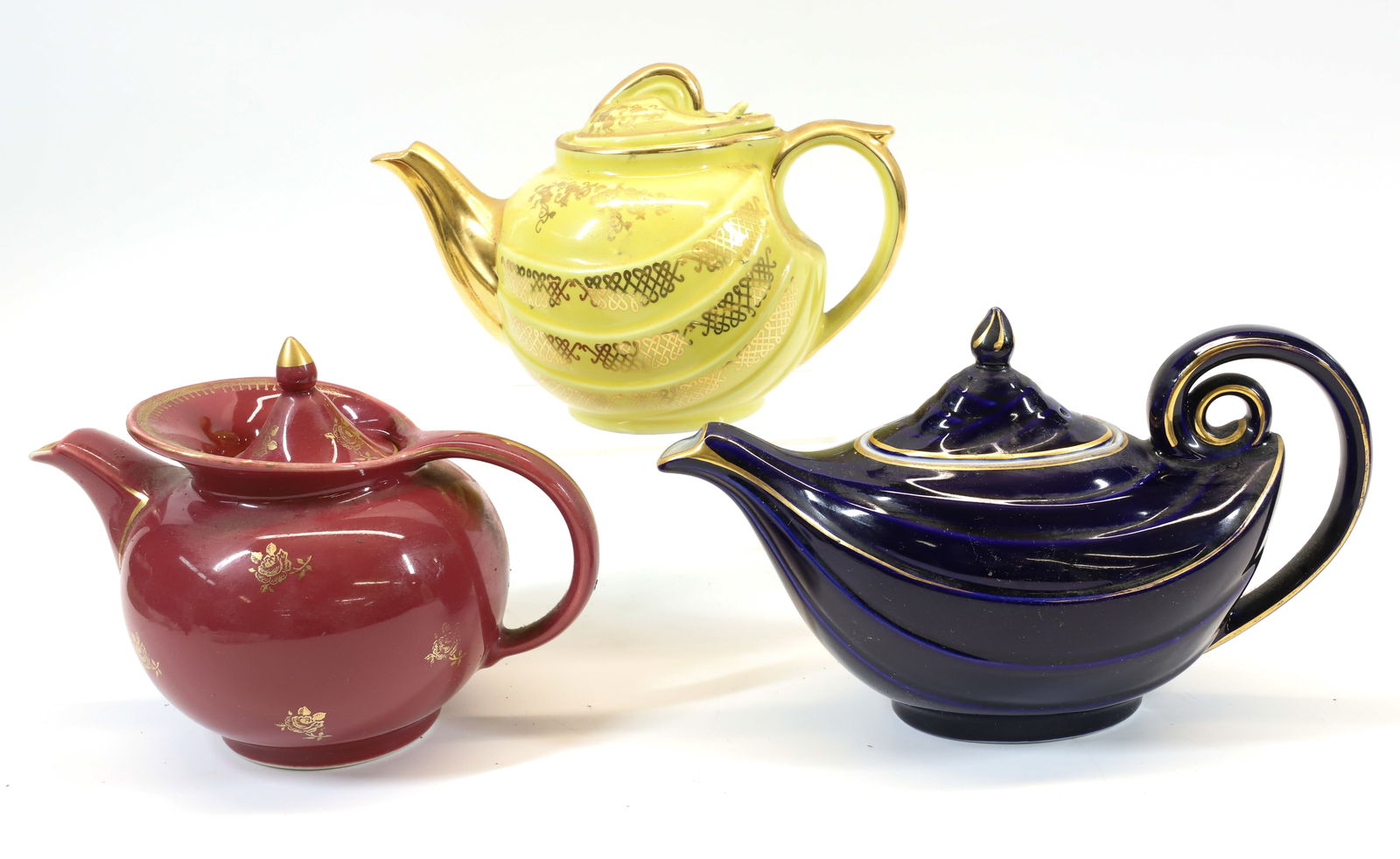 (3) VINTAGE TEAPOTS (1 of 6)