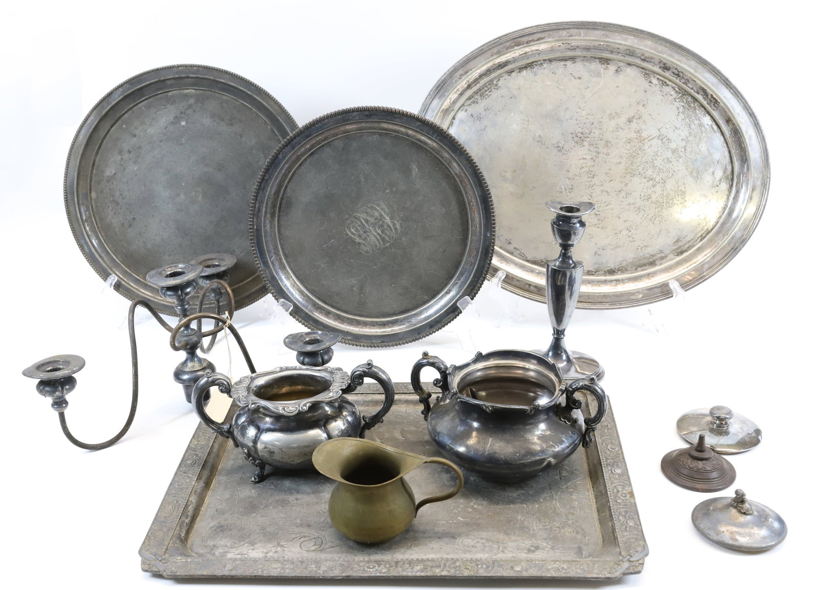 LOT OF VINTAGE QUADRUPLE PLATE: (12) INCLUDING: TRAYS, HANDLED BOWL, CANDELABRA INSERT AND MORE. PLEASE READ CAREFULLY - Terms for Purchasing and Shipping of Auction Items. Please read carefully before bidding. All payments for purc