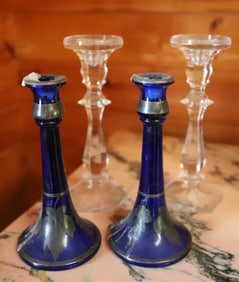LOT OF GLASS CANDLESTICKS