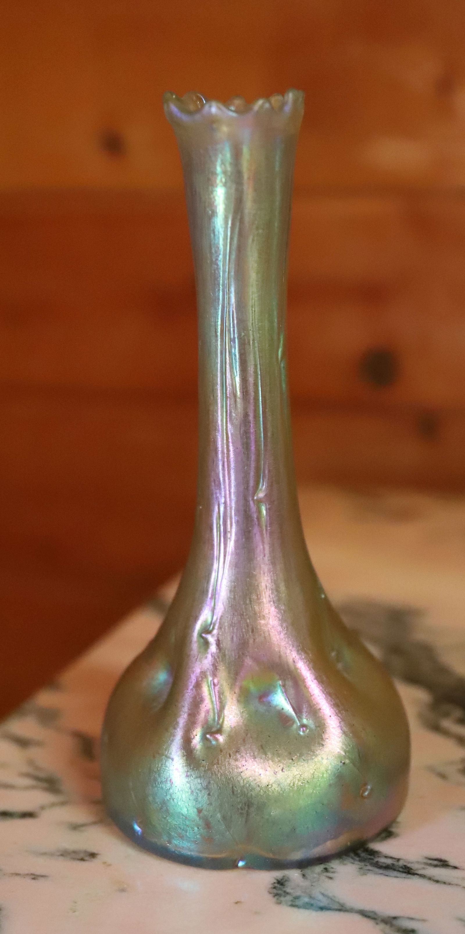 ART GLASS VASE (1 of 4)
