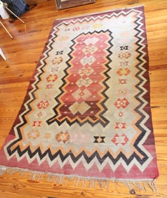 FLAT WOVEN AREA RUG