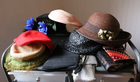VINTAGE HAT AND PURSE LOT