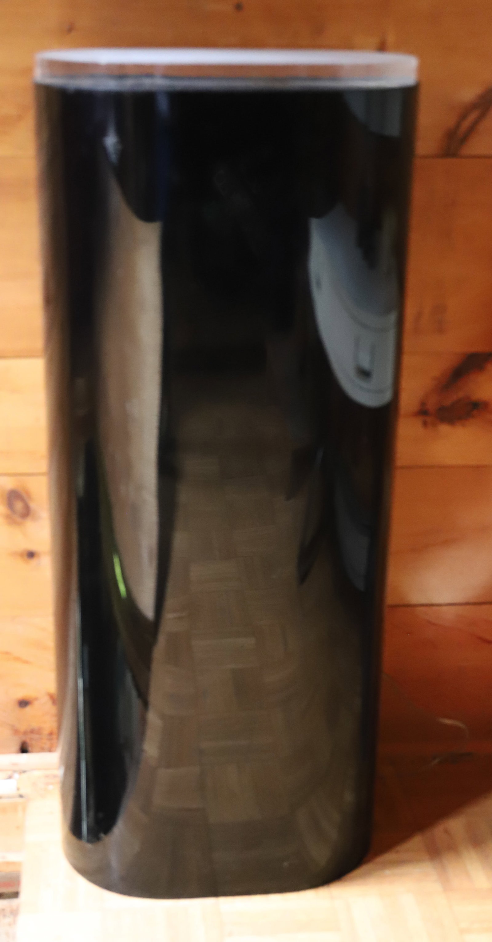 VINTAGE MOLDED LIGHT: BLACK MOLDED ACRYLIC WITH LUCITE TOP. 42" X 18". PLEASE READ CAREFULLY – THIS IS AN ONLINE ONLY AND ONSITE AUCTION. THE ADDRESS WILL BE GIVEN AFTER THE AUCTION HAS ENDED AND TO ALL SUCCESSFUL BI