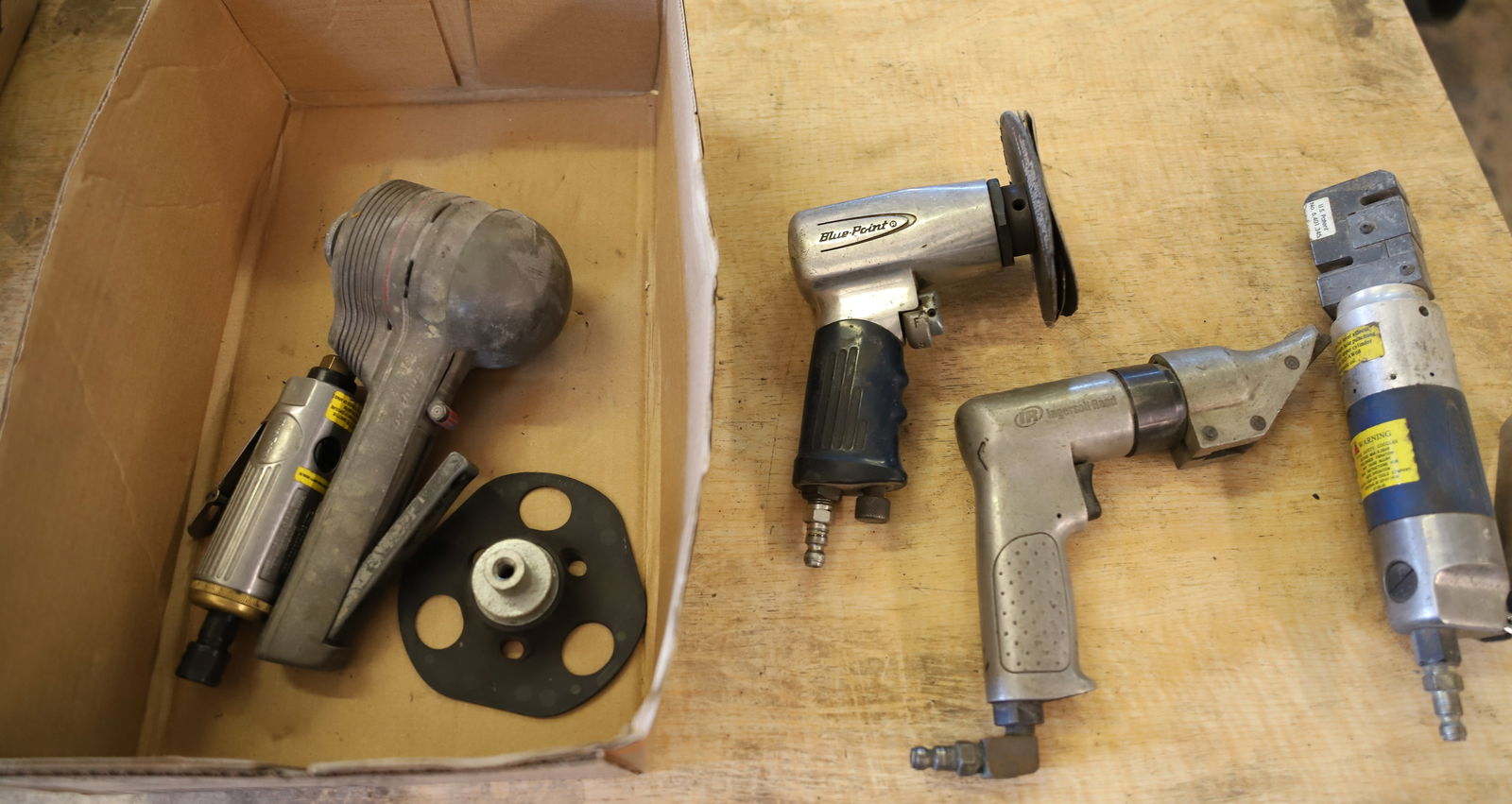 BLUE-POINT AND INGERSOLL RAND PNEUMATIC TOOLS (1 of 3)