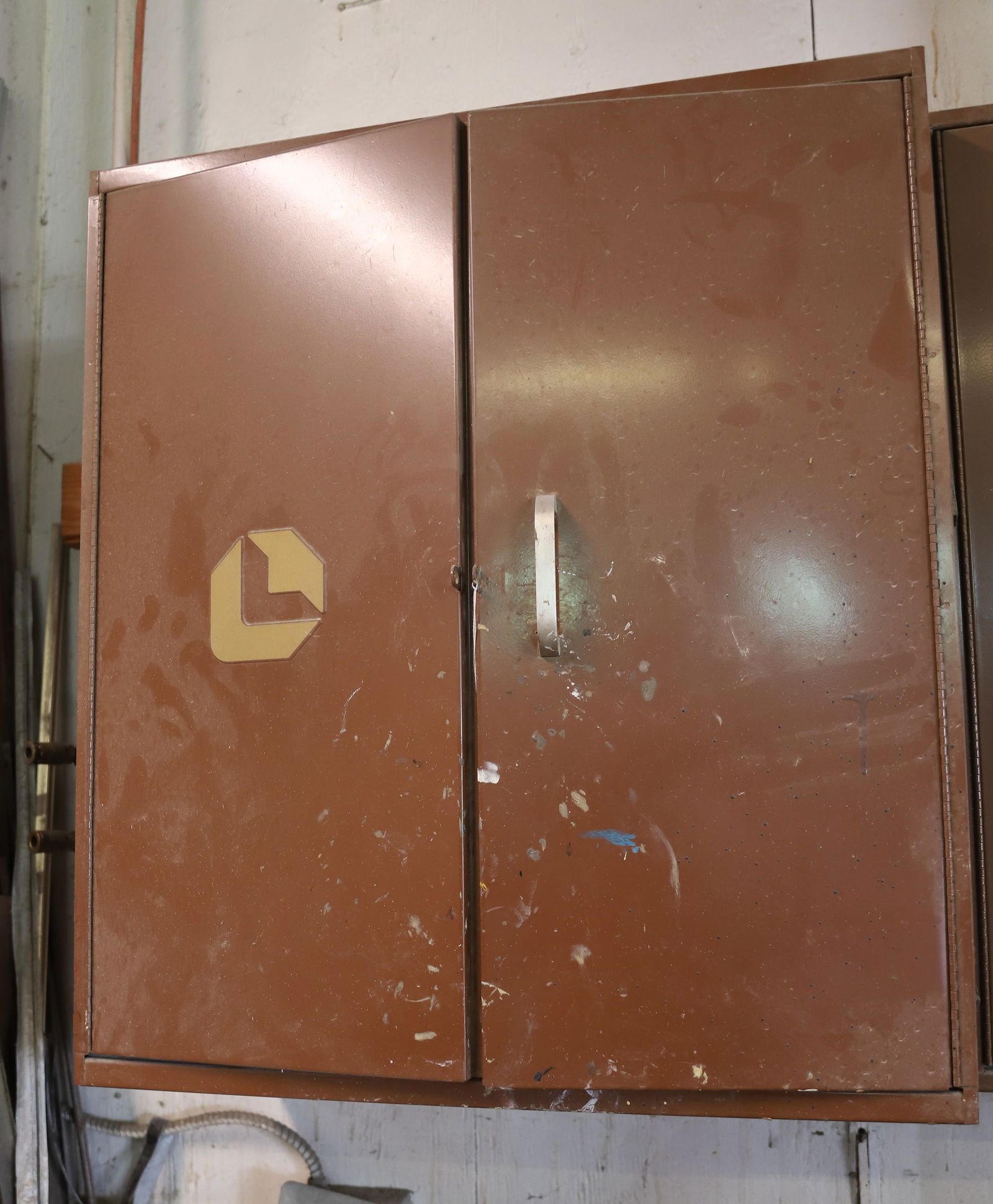 LAWSON CABINET WITH CONTENTS (1 of 4)