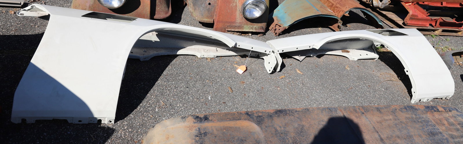 UNKNOWN FENDERS: PLEASE READ CAREFULLY - Terms for Purchasing and Shipping of Auction Items. Please read carefully before bidding. All payments for purchases will be made through LiveAuctioneers.com payment processing