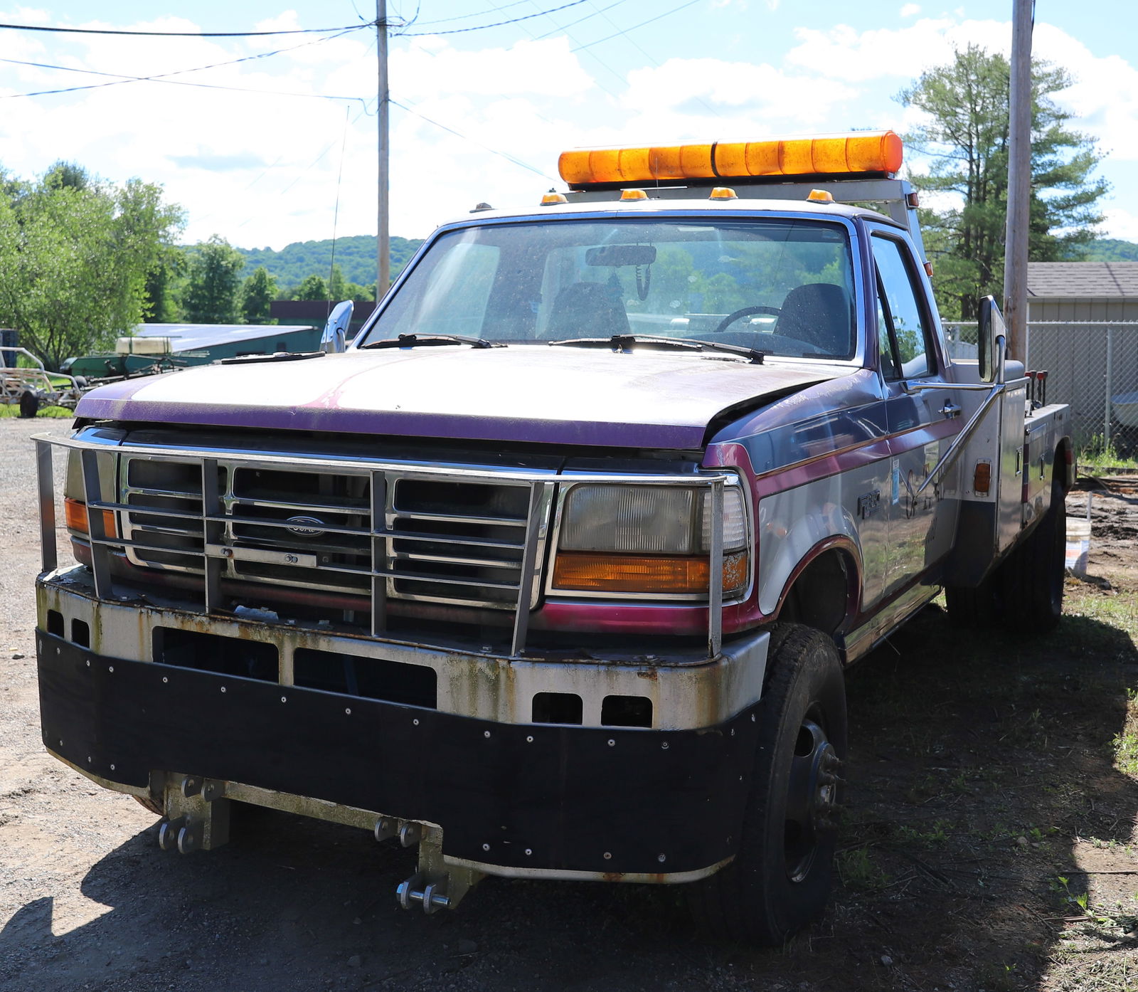 1997 FORD F-350 XLT TOW TRUCK (1 of 9)