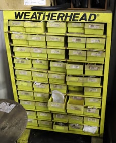 WEATHERHEAD STORAGE CABINET WITH FITTINGS AND HOSE