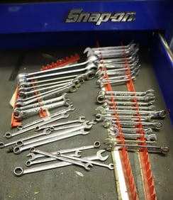 LOT OF SNAP ON WRENCHES