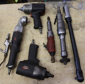 BOX OF AIR TOOLS