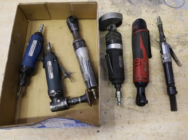 LOT OF AIR TOOLS