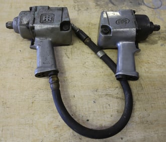 2 IMPACT WRENCHES