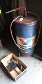 GREASE GUN