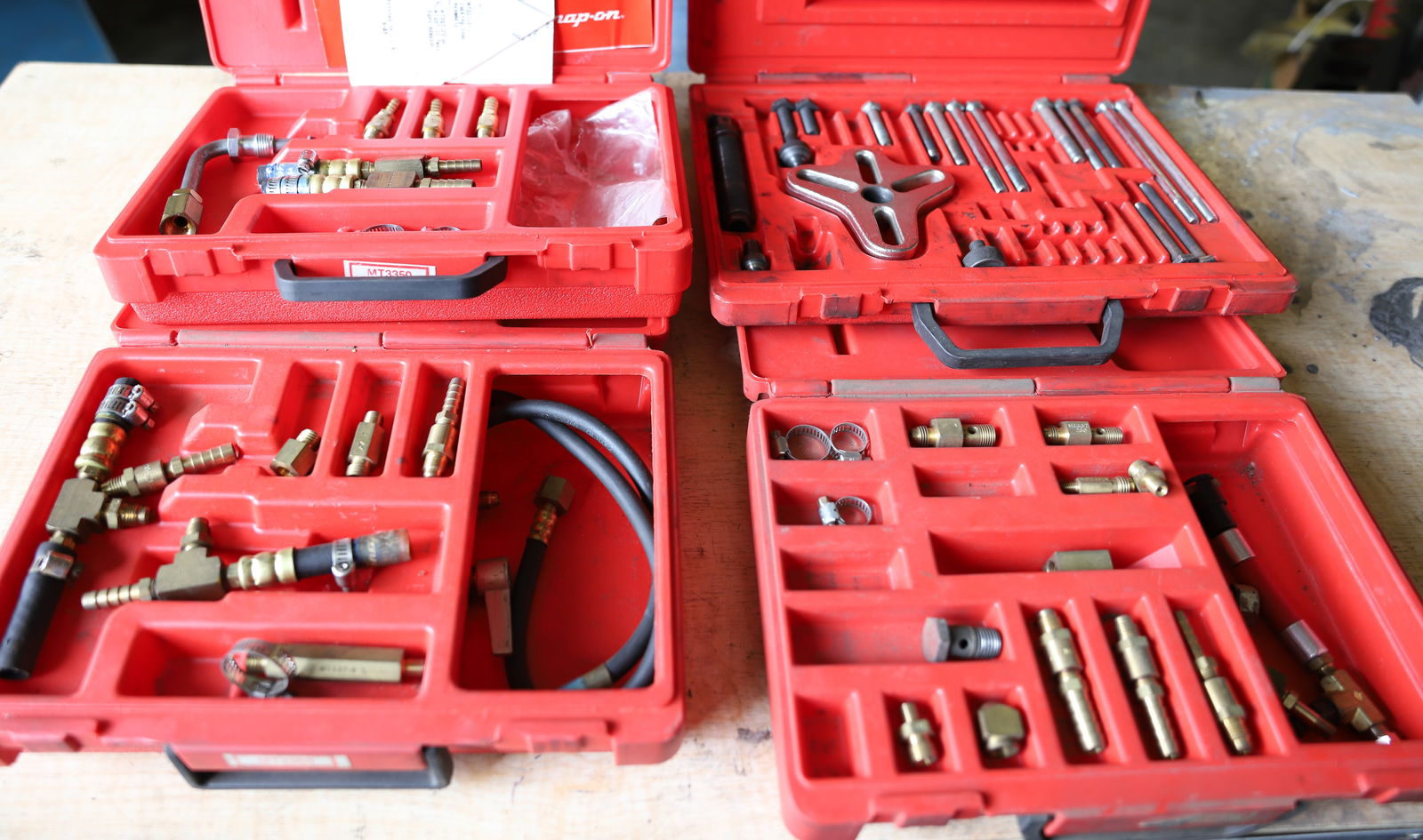 SNAP ON TOOLS (1 of 4)