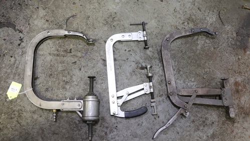 LOT OF INDUSTRIAL CLAMPS