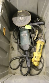 LOT OF HAND TOOLS