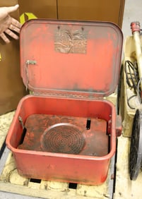 PORTABLE PARTS WASHER