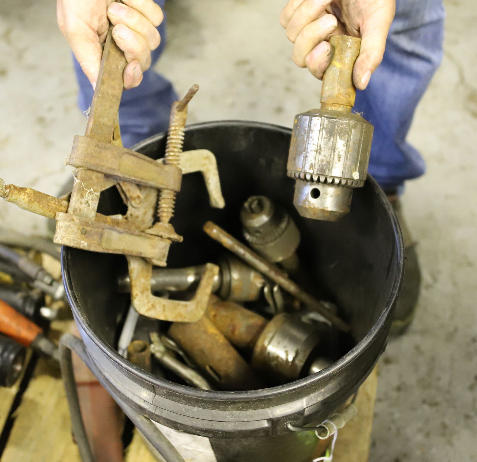 LOT OF CHUCKS, VISE GRIPS AND MORE (1 of 1)