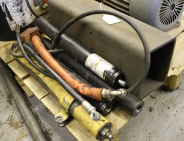 HYDRAULIC CYLINDERS AND METAL