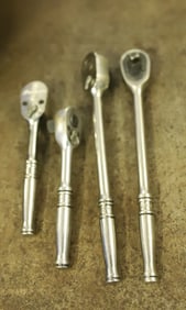 (4) SNAP-ON RATCHETS