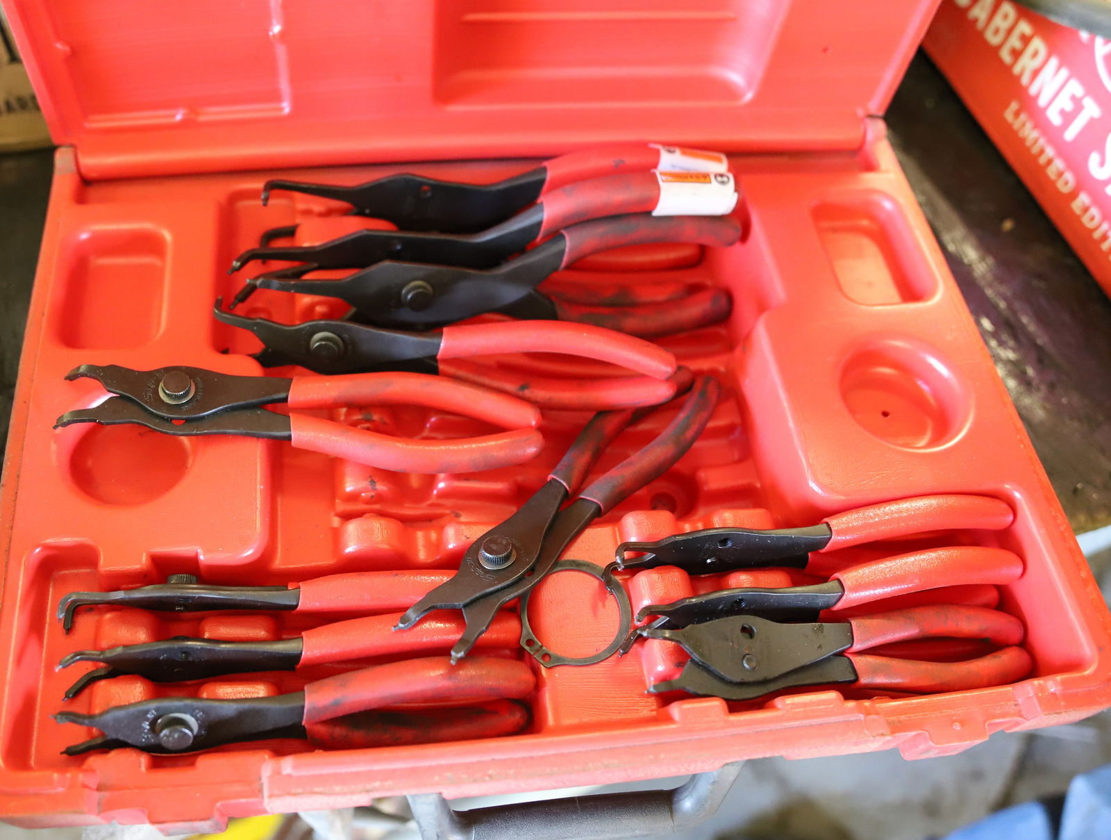 SNAP-ON TOOLS: SNAP RING PLIERS IN CASE. PLEASE READ CAREFULLY - Terms for Purchasing and Shipping of Auction Items. Please read carefully before bidding. All payments for purchases will be made through LiveAuctione