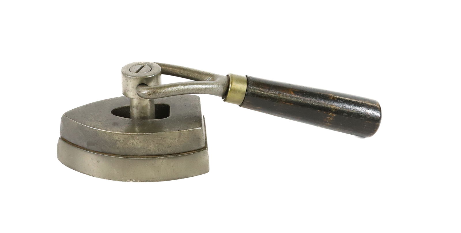 EARLY SWING HANDLE HAT IRON (1 of 5)