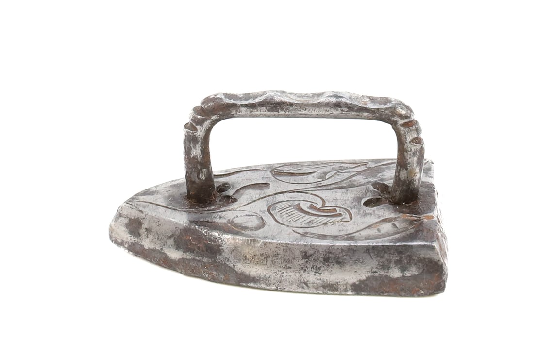 SMALL SIZE AMAZOC IRON (1 of 6)