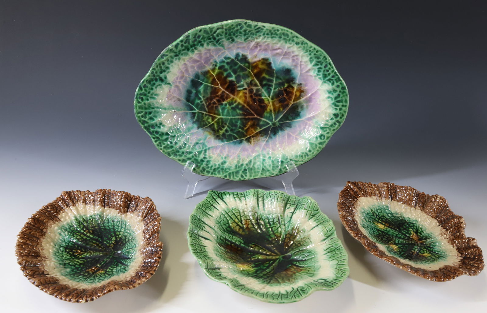 MAJOLICA BEGONIA PLATTER AND (3) DISHES (1 of 8)