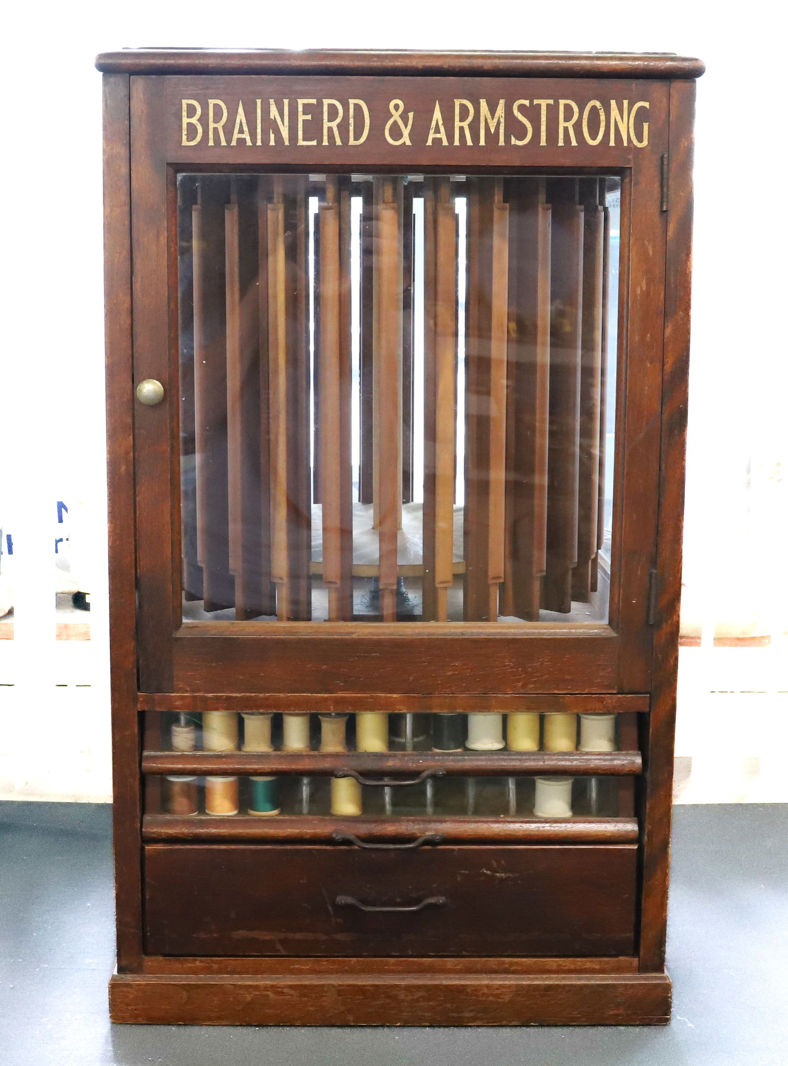 BRAINERD & ARMSTRONG SPOOL CABINET (1 of 7)