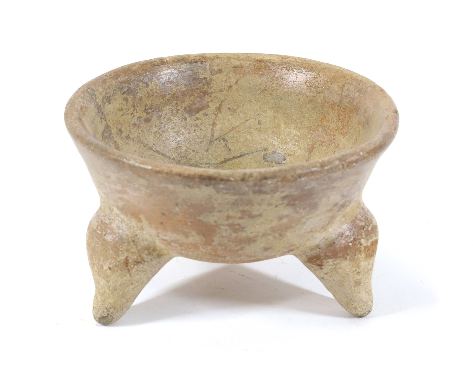 HANDMADE POTTERY TRIPOD BOWL: PRE-COLUMBIAN CREAM SLIP WARE BOWL. COSTA RICA CA. 1000-1500 A.D. 2 5/8" X 4 1/4" D. TERMS: PLEASE READ CAREFULLY - Terms for Purchasing and Shipping of Auction Items. Please read carefully before bid