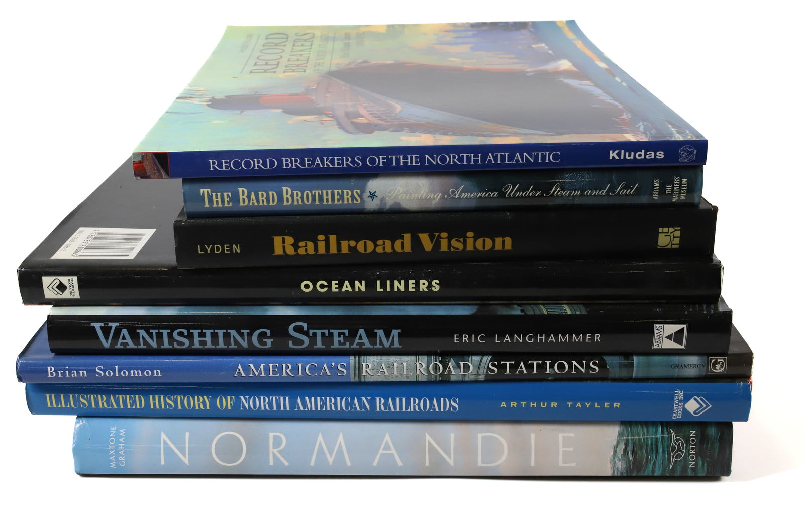 LOT OF COFFEE TABLE BOOKS, OCEAN LINERS, RAILROADS (1 of 3)