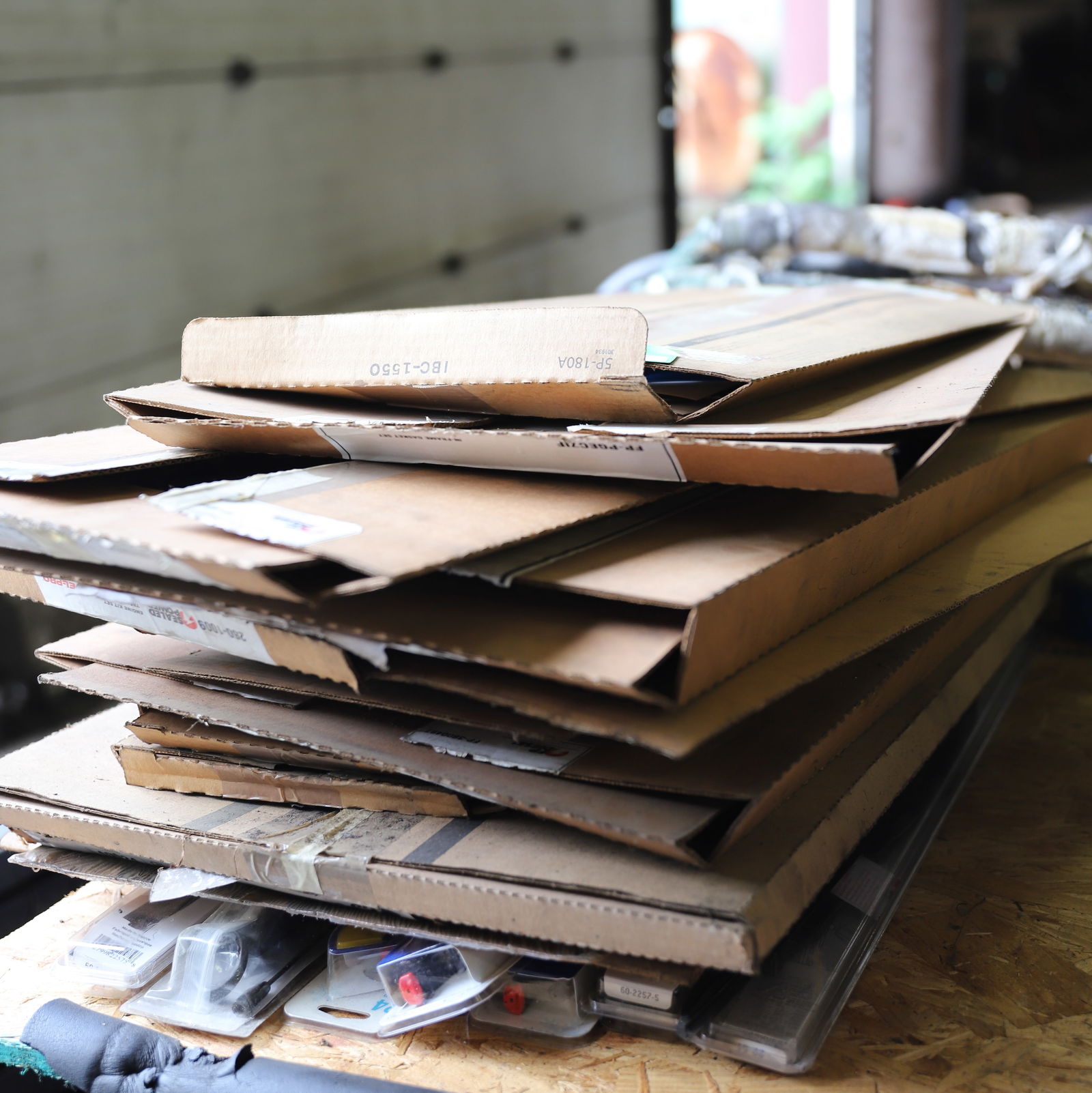 LOT OF GASKETS (1 of 4)