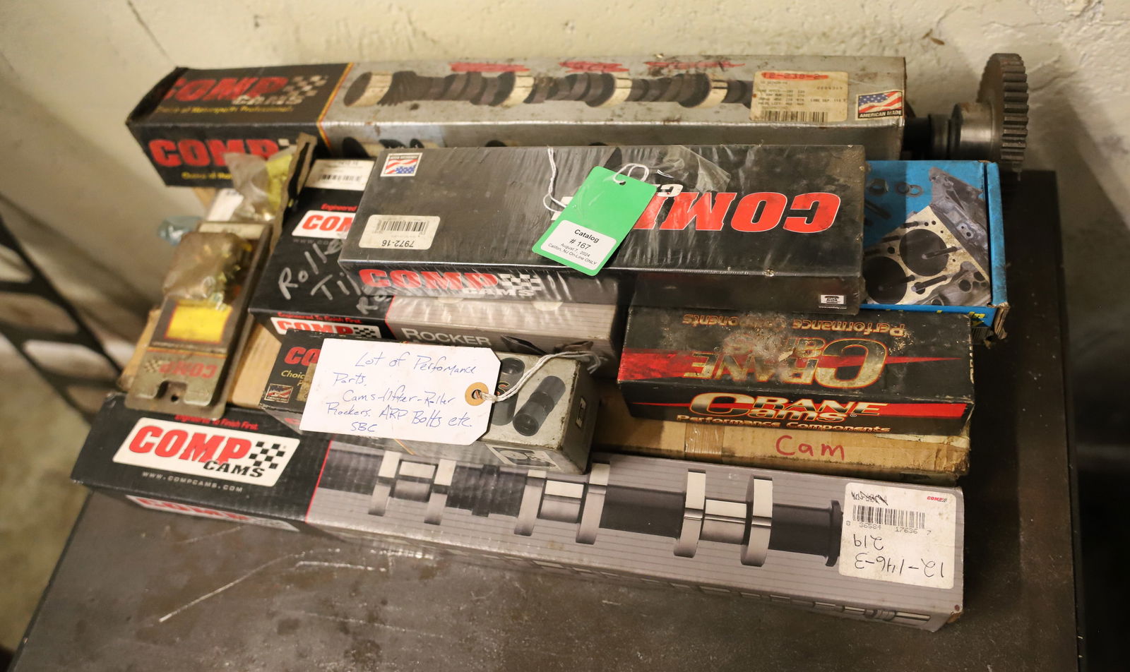 LOT OF PERFORMANCE PARTS (1 of 2)