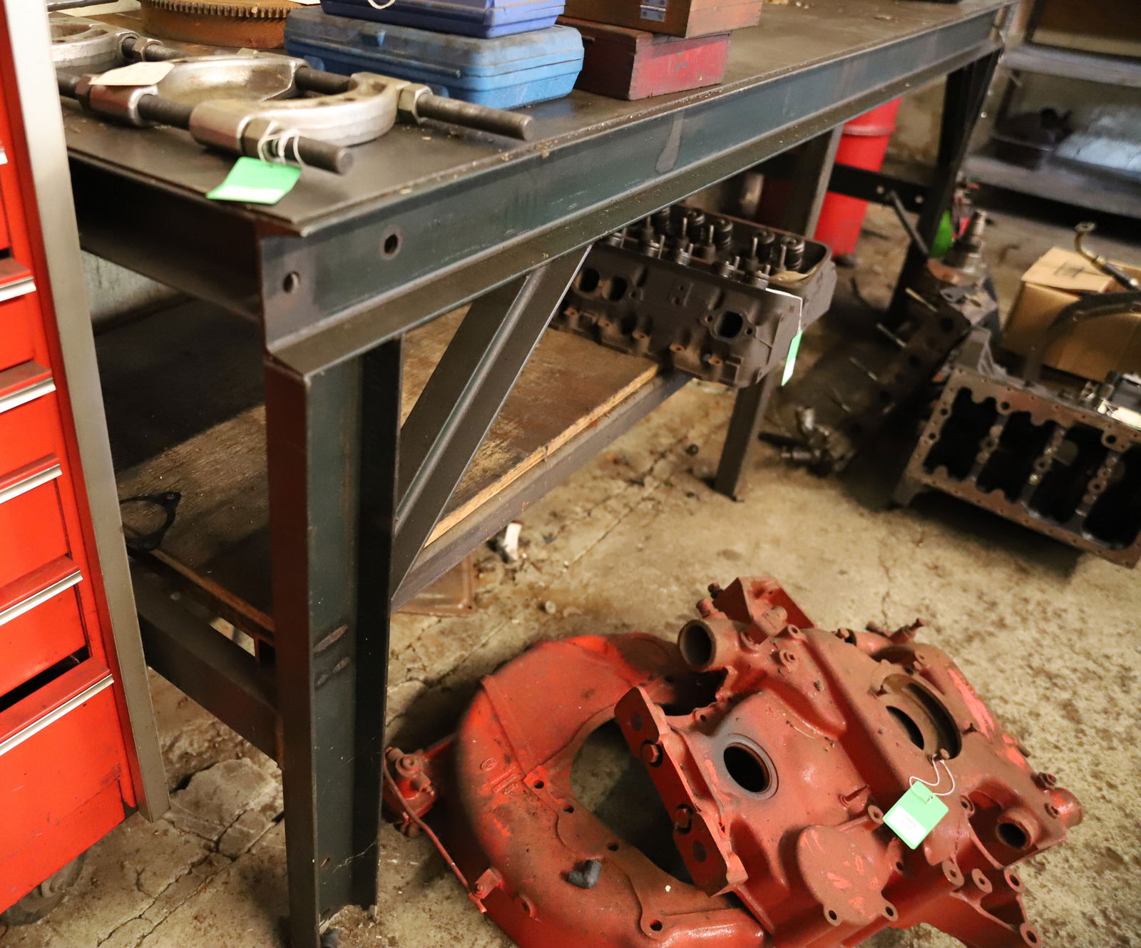 METAL WORK TABLE (1 of 2)