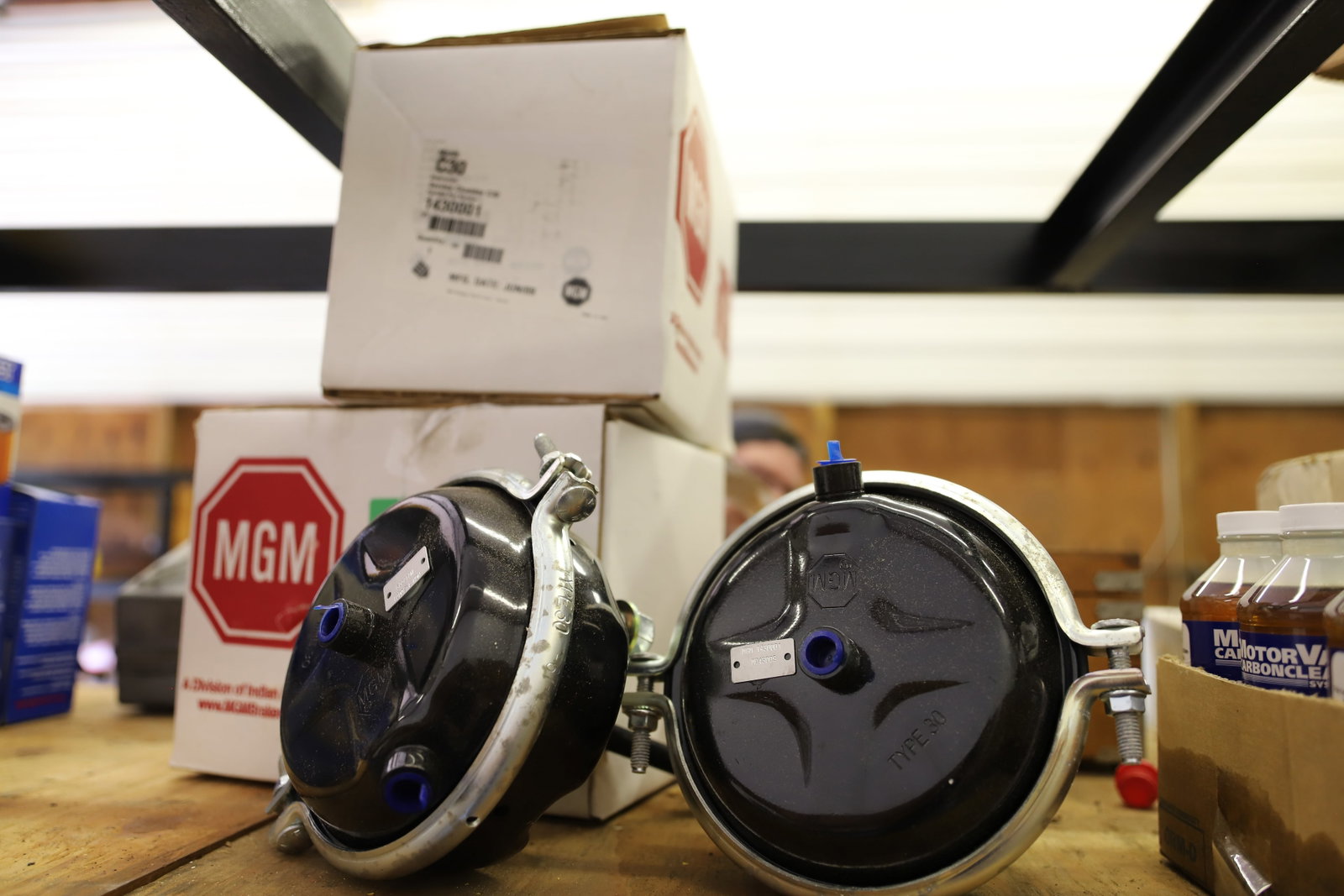 2 MGM SPRING BRAKE SERVICE CHAMBER: WITH BOX PLEASE READ CAREFULLY - THIS IS AN ONLINE AND ABSENTEE BID ONLY AUCTION. THERE WILL BE A PREVIEW ON SATURDAY AUGUST 17TH FROM 9:00 AM TILL 1:00 PM TO VIEW THE AUCTION. AT THIS TIME YOU WILL B