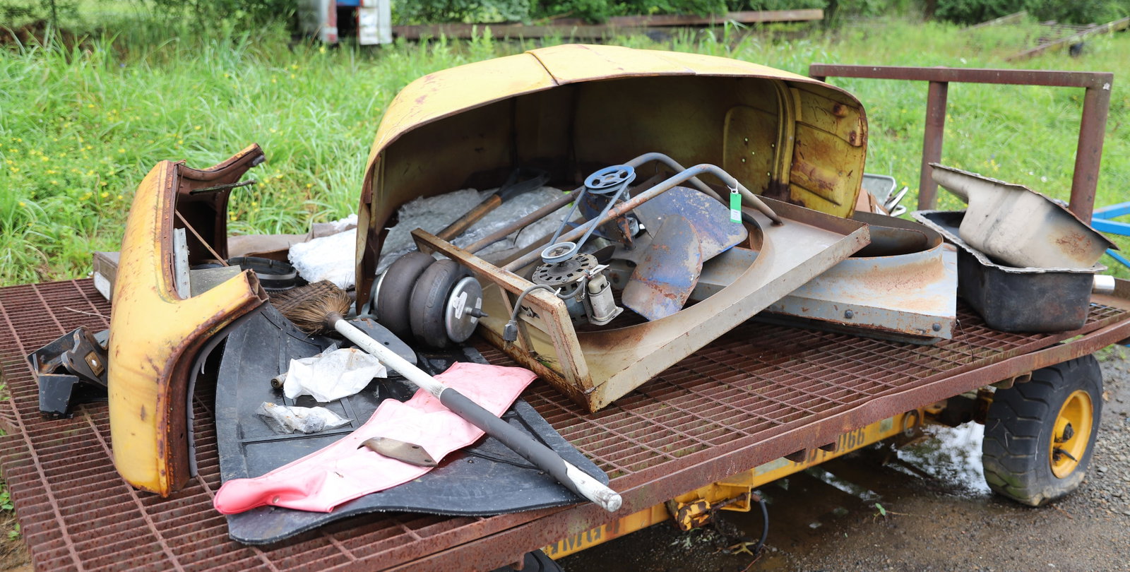 FAN AND TRUCK PART LOT: TWO ATTIC FANS, HOOD, FENDER, WHEELS, MIRROR LOT. PLEASE READ CAREFULLY - THIS IS AN ONLINE AND ABSENTEE BID ONLY AUCTION. THERE WILL BE A PREVIEW ON SATURDAY AUGUST 17TH FROM 9:00 AM TILL 1:00 PM TO 
