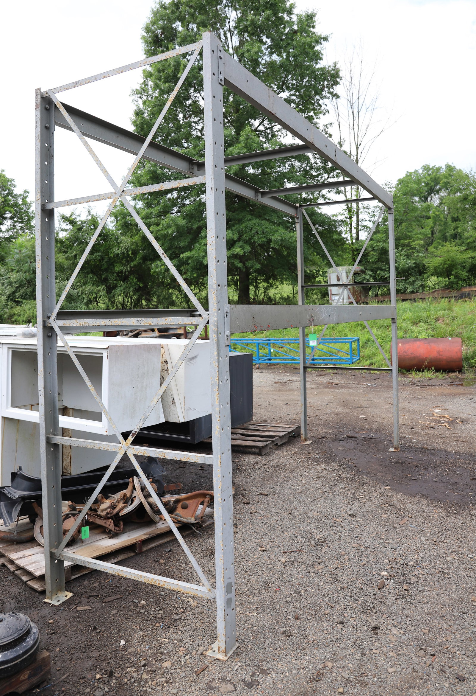 INDUSTRIAL SHELVING: HEAVY DUTY COMMERCIAL SHELVING, 106"H X 152"L X 42"D PLEASE READ CAREFULLY - THIS IS AN ONLINE AND ABSENTEE BID ONLY AUCTION. THERE WILL BE A PREVIEW ON SATURDAY AUGUST 17TH FROM 9:00 AM TILL 1:00 PM 