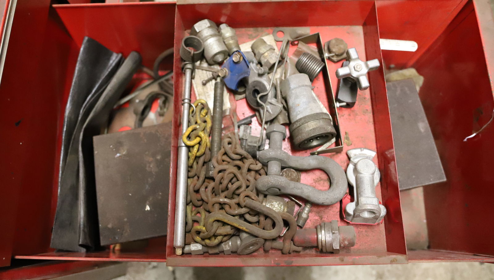 CONTENTS OF DRAWER (1 of 3)