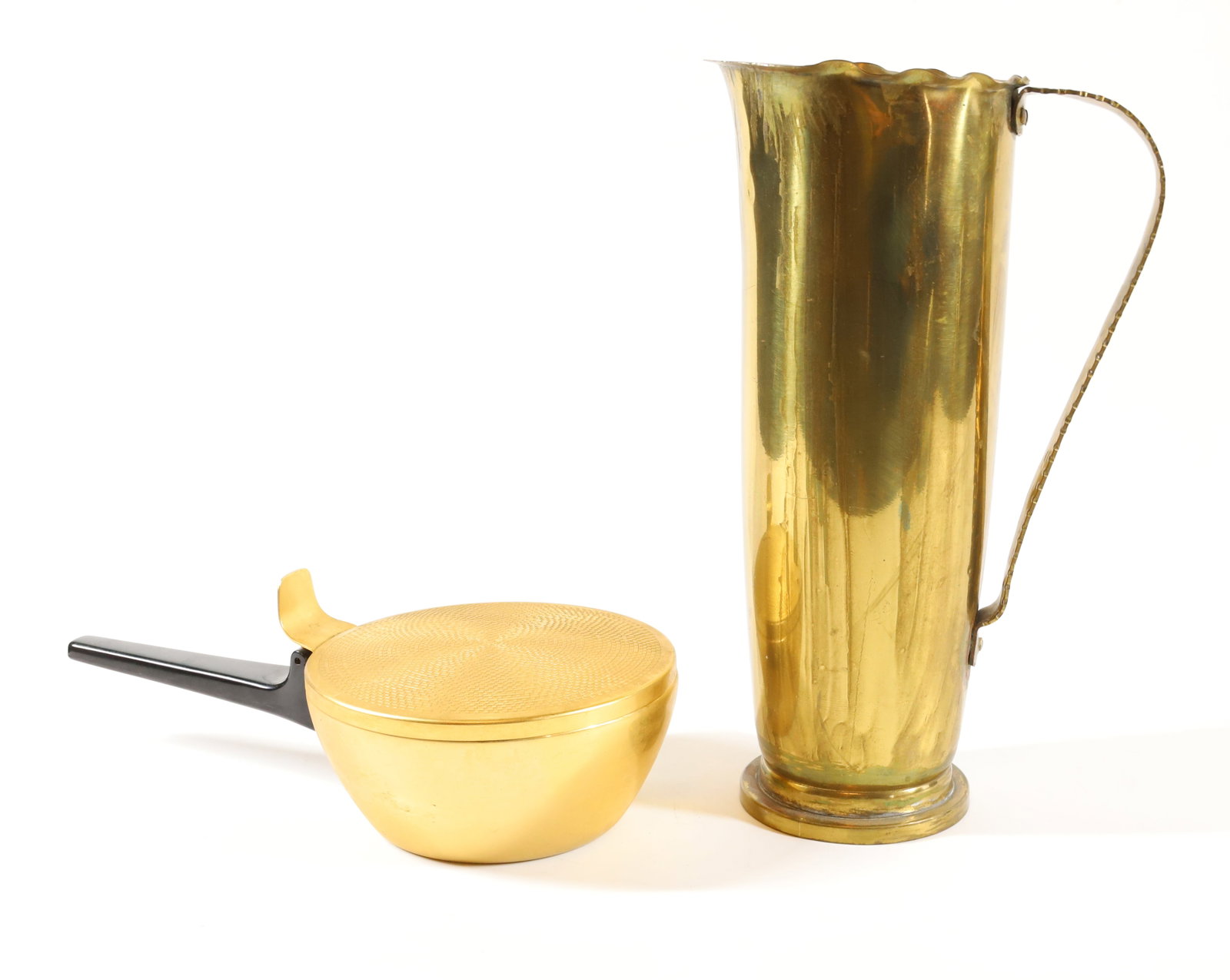 ARTS & CRAFTS BRASS PITCHER: HAND WROUGHT MID CENTURY AUGSBURG GERMANY STAMPED ON HANDLE BASE WITH MID CENTURY SILENT BUTLER WMF CROMARGAN STAMP 10"H,9 1/2"L PLEASE READ CAREFULLY – THIS IS AN ONSITE ONLINE ONLY AUCTION. Th