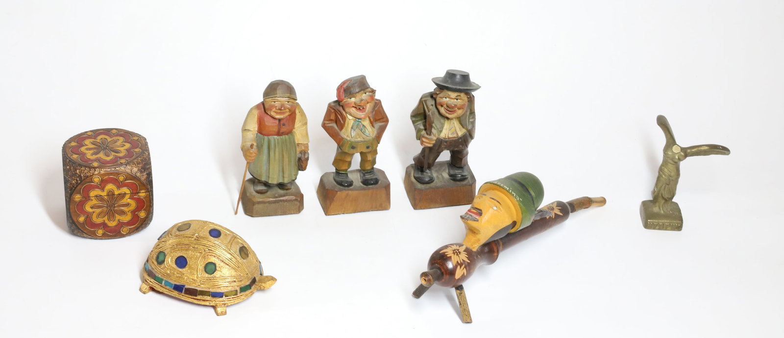 (7) CARVED WOOD FIGURINES: INCLUDES BOX POLAND, PIPE GERMANY, THREE FIGURINES, BRASS ROMAN STATUE AND TURTLE 4" PLEASE READ CAREFULLY – THIS IS AN ONSITE ONLINE ONLY AUCTION. The Address is 206 Market St. Bangor, Pa. 1801