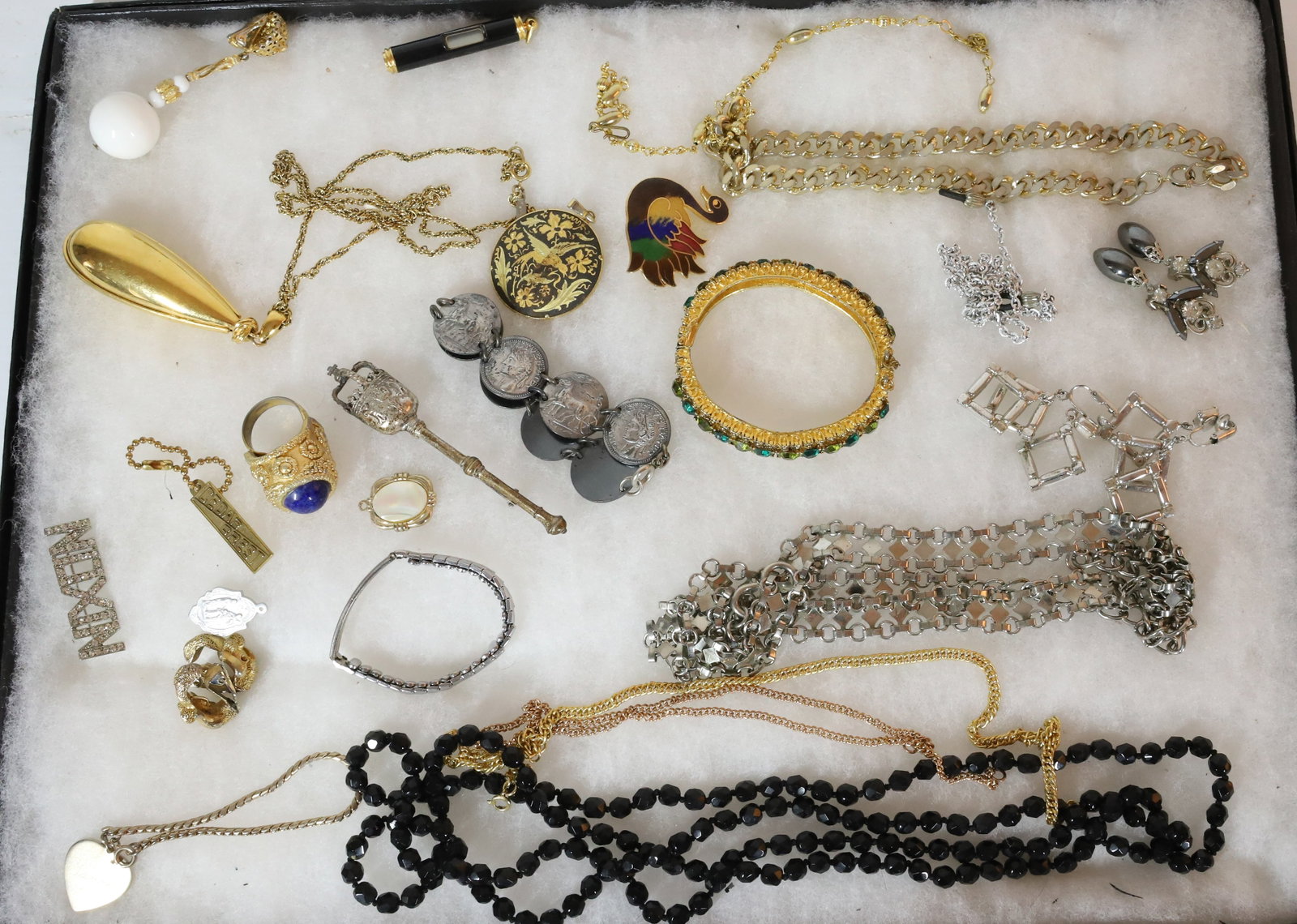COSTUME JEWELRY: INCLUDES RHINESTONE NECKLACE, GREEK COIN BRACELET, BLACK GLASS BEAD STRAND, LARGE DOME RING ETC PLEASE READ CAREFULLY – THIS IS AN ONSITE ONLINE ONLY AUCTION. The Address is 206 Market St. Bango