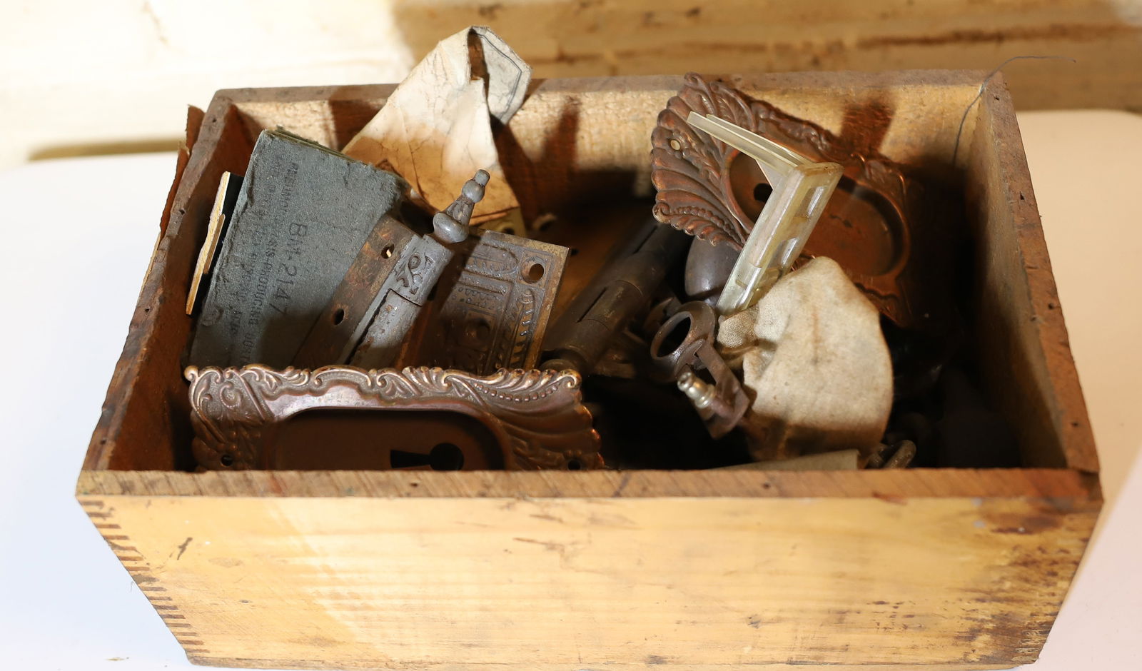 ANTIQUE DOOR HARDWARE: BRONZE, CAST IRON HINGES KNOBS KNOB PLATES ETC PLEASE READ CAREFULLY – THIS IS AN ONSITE ONLINE ONLY AUCTION. The Address is 206 Market St. Bangor, Pa. 18013