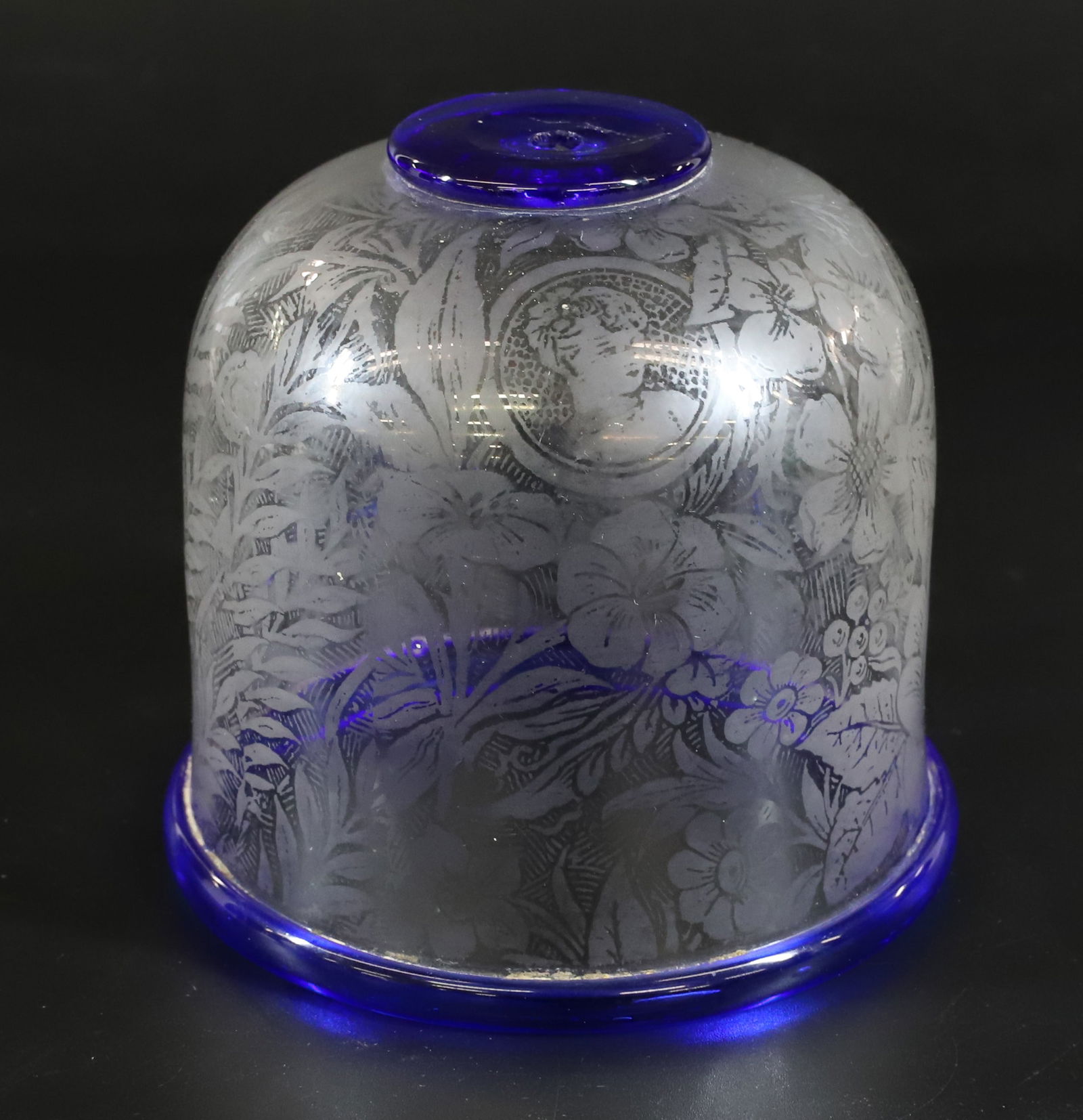 PITTSBURGH BLOWN GLASS ETCHED STRING HOLDER (1 of 8)